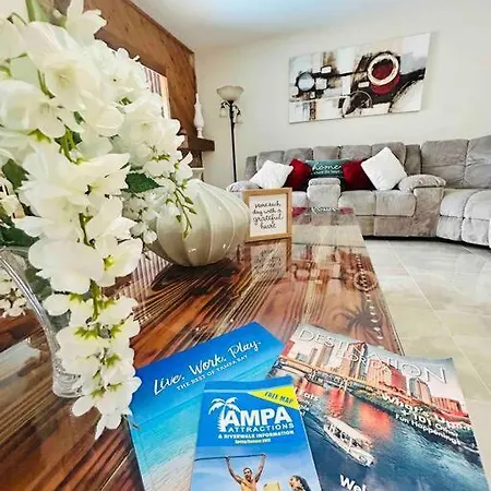 Villa Vintage Family Scape + Heated Pool&Discount à Tampa Extérieur photo