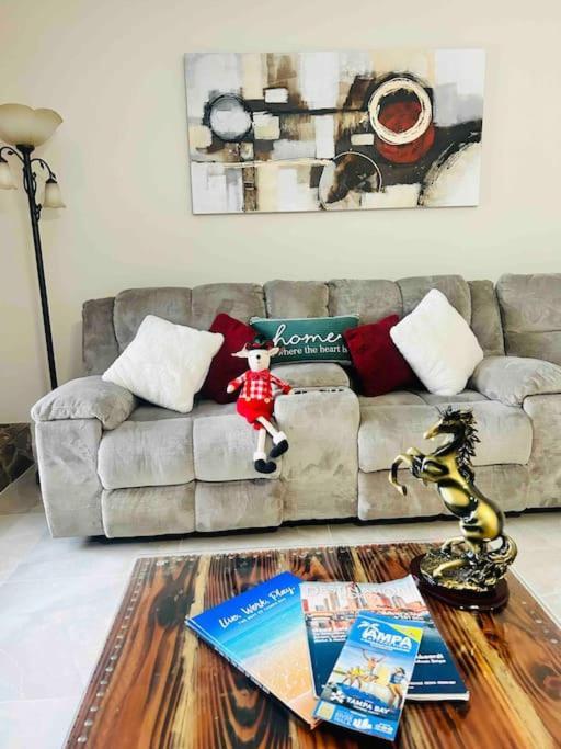 Holiday home Vintage Family Scape + Heated Pool&discount Tampa