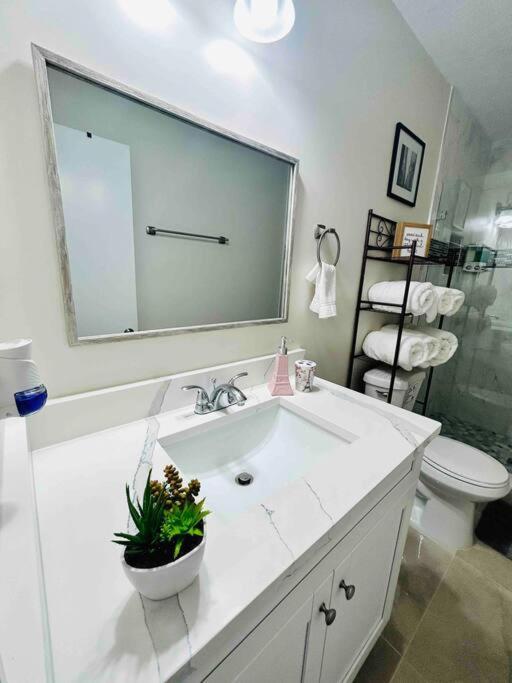 Vintage Family Scape + Heated Pool&discount Holiday home