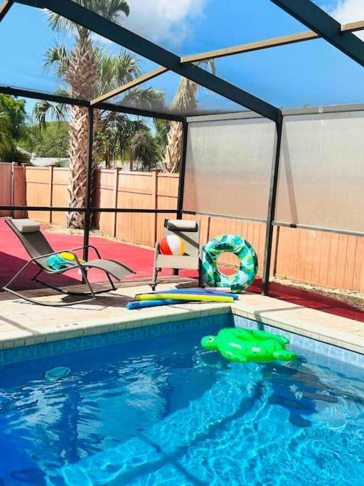 Vintage Family Scape + Heated Pool&discount